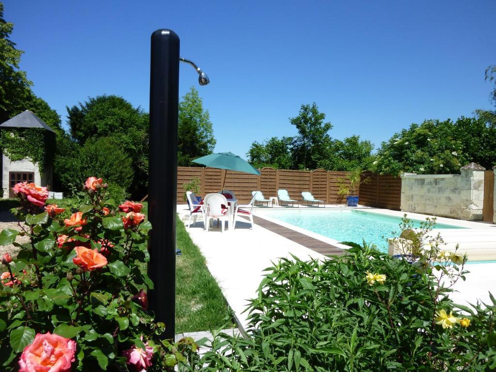 Bed and Breakfast Demeure De Beaulieu Le Coudray-Macouard Esterno foto